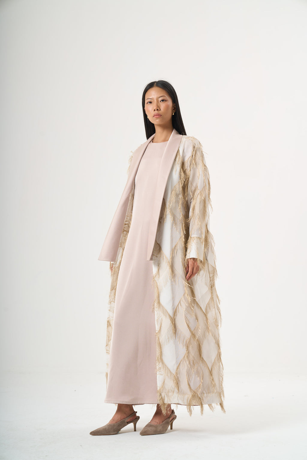 Püskül Jakarlı Abaya Bej — Görsel 4