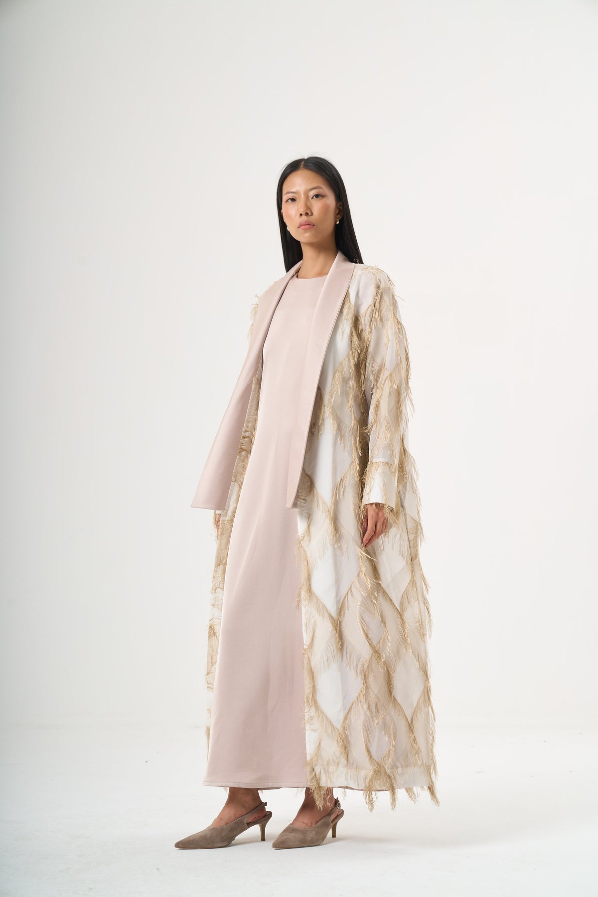 Püskül Jakarlı Abaya Bej — Görsel 4